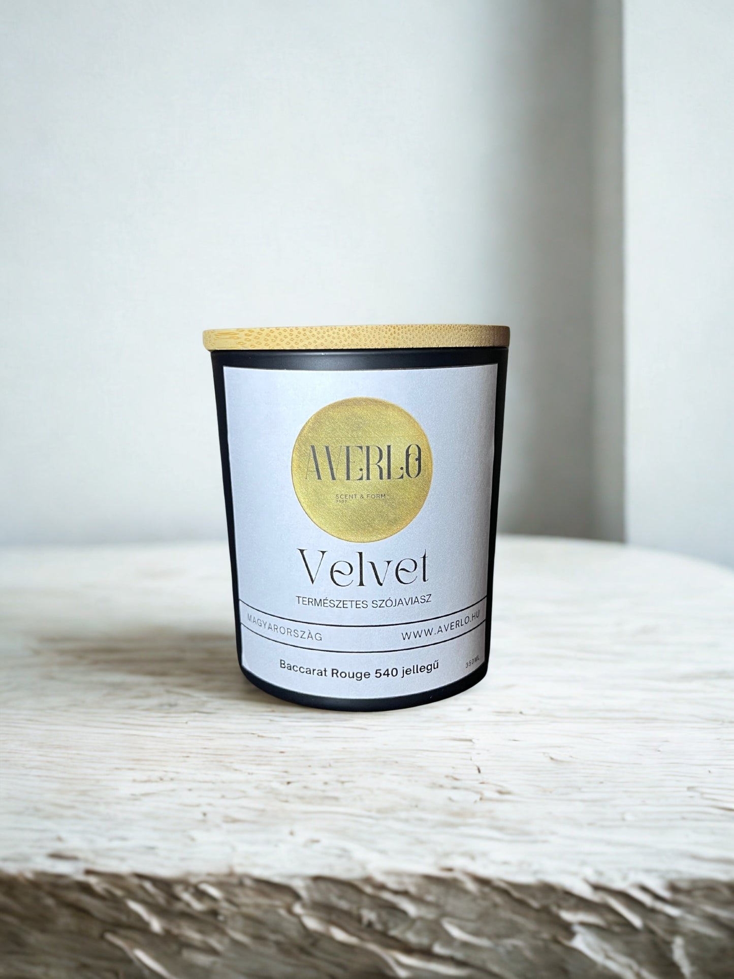 Velvet - Luxusillatú Szójagyertya (500 ml)
