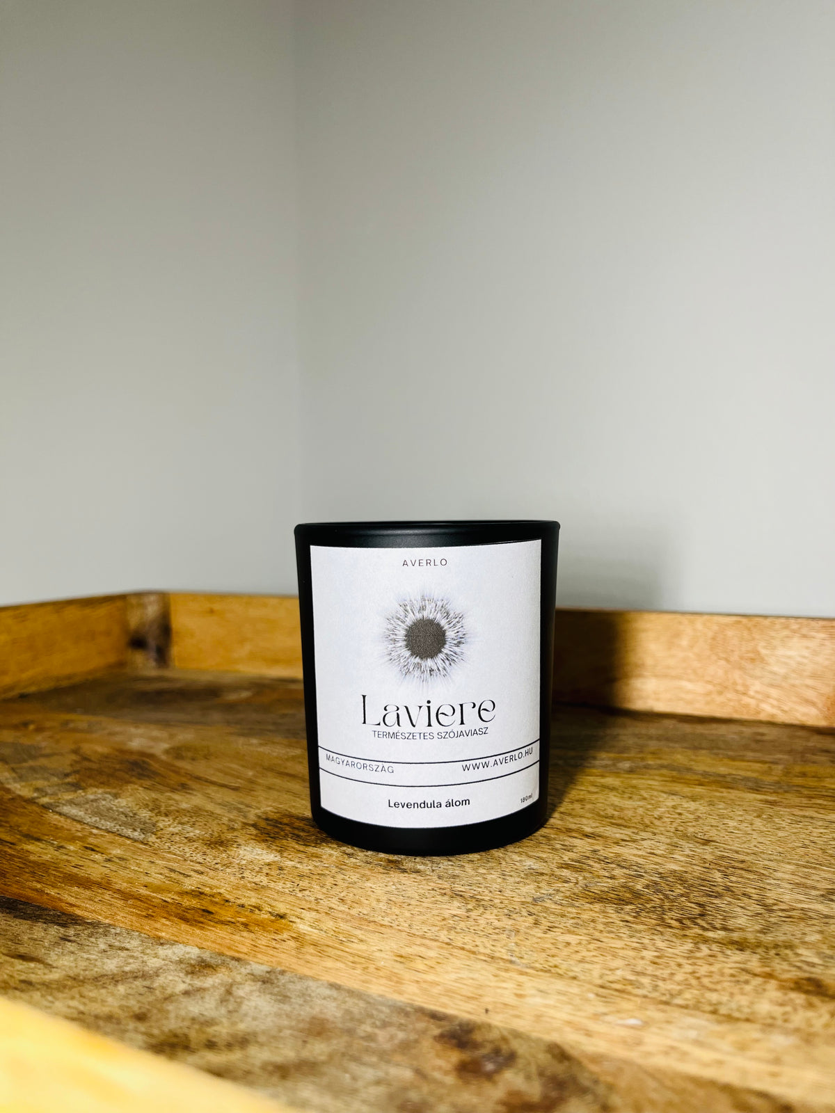 Laviere – Luxusillatú Szójagyertya (180 ml)