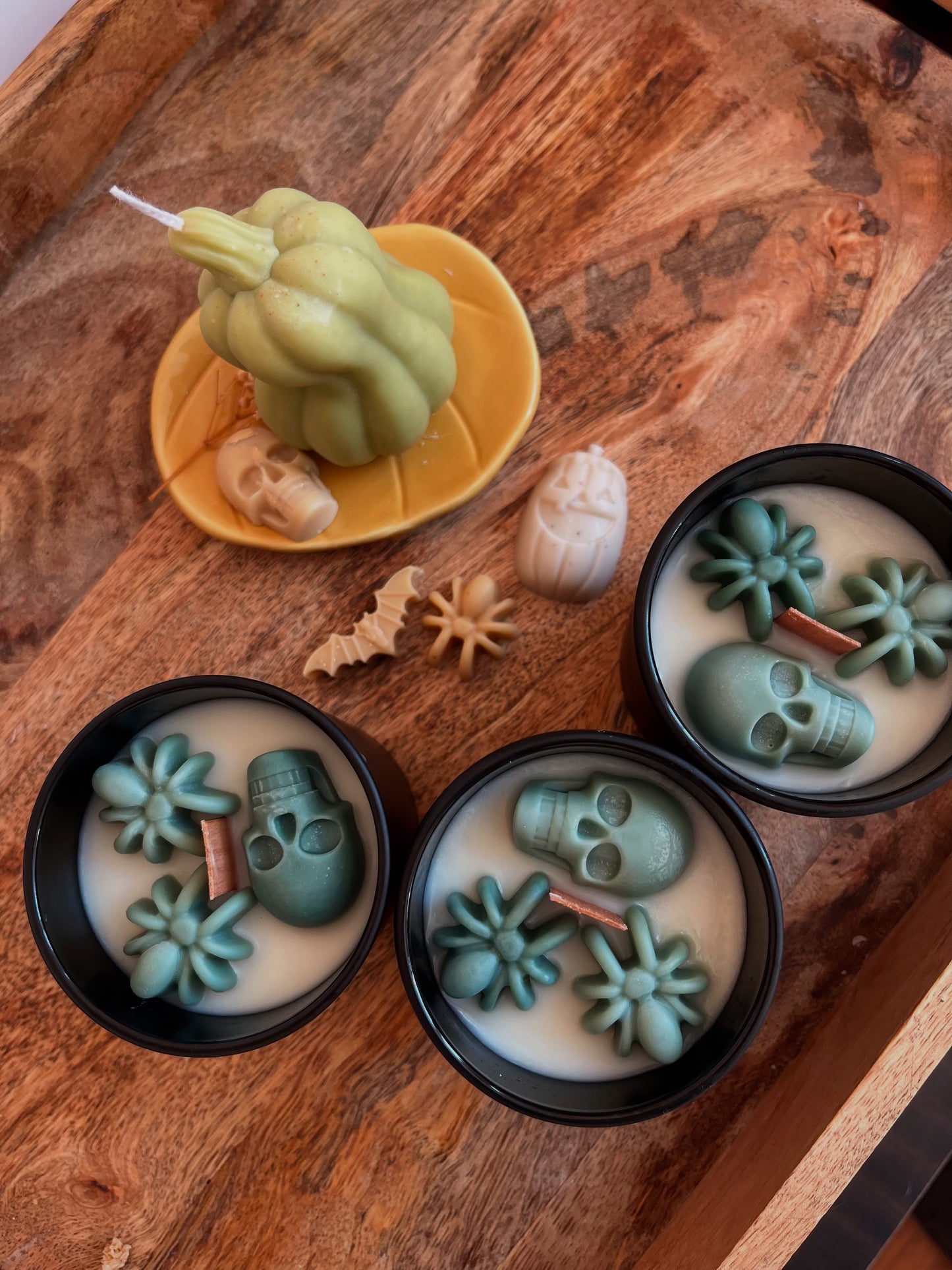 Melodic – Madagaszkár Vaníliás Halloween Szójagyertya (180 ml)