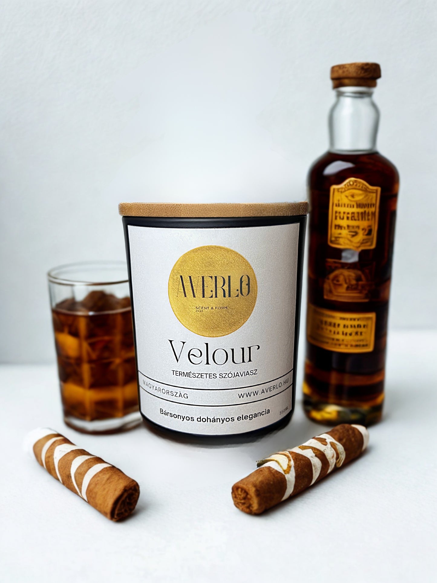 Velour - Luxusillatú szójagyertya (350 ml)