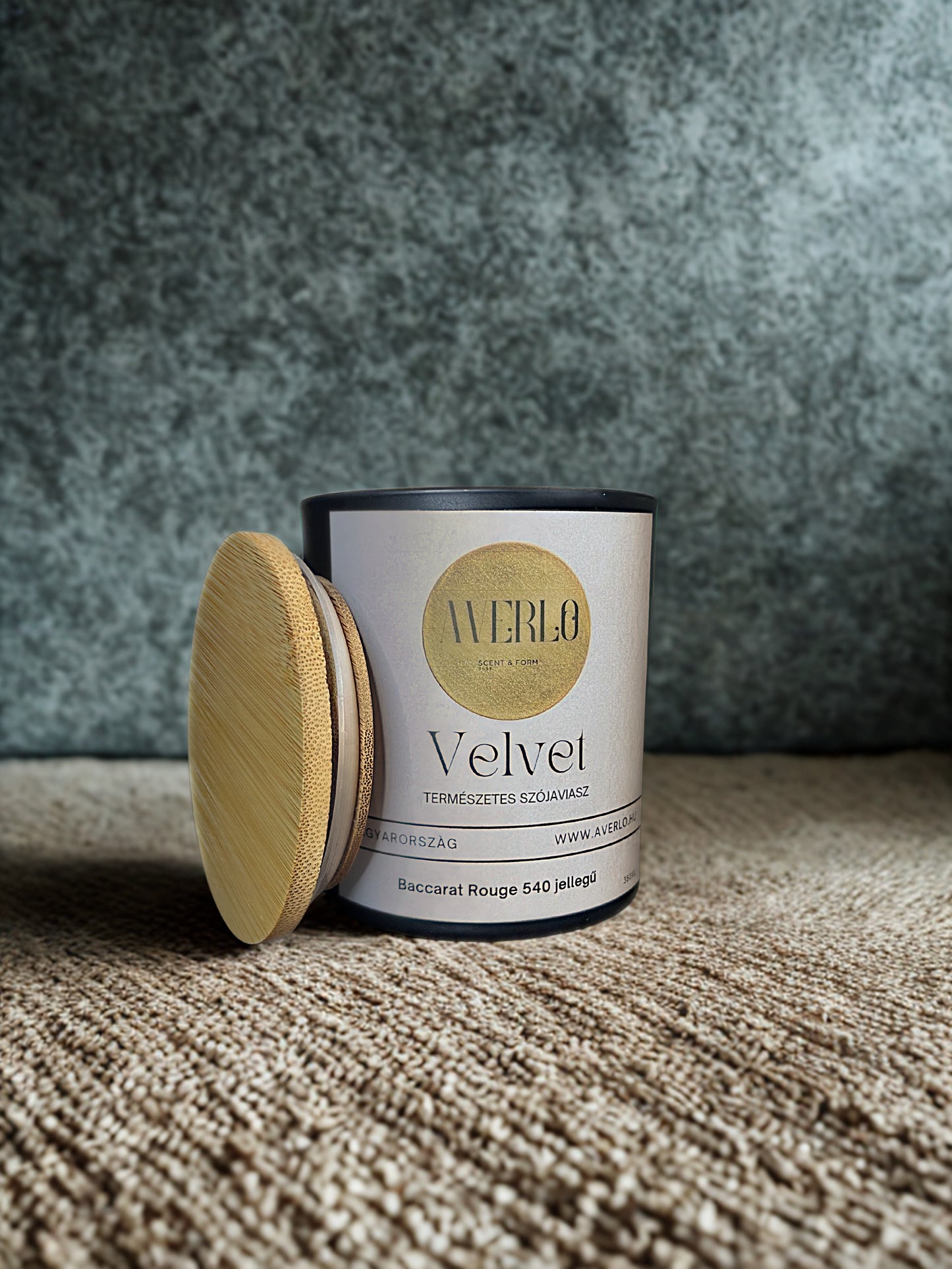 Velvet - Luxusillatú Szójagyertya (500 ml)