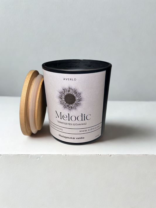 Melodic - Luxusillatú szójagyertya (350ml)